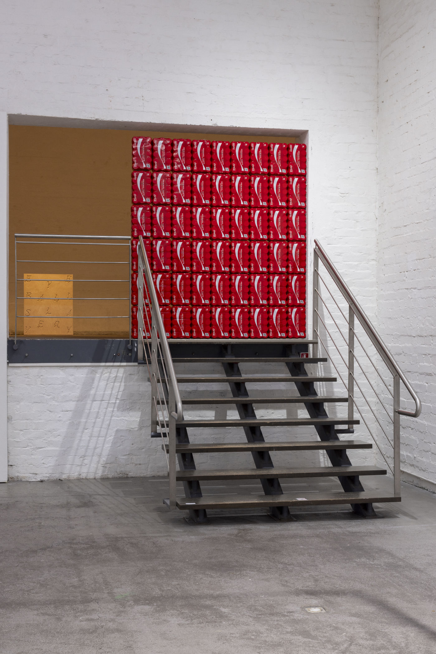 Nestori Syrjälä_COCA-COLA BARRICADE, 2026_kuva Anna Autio.jpg